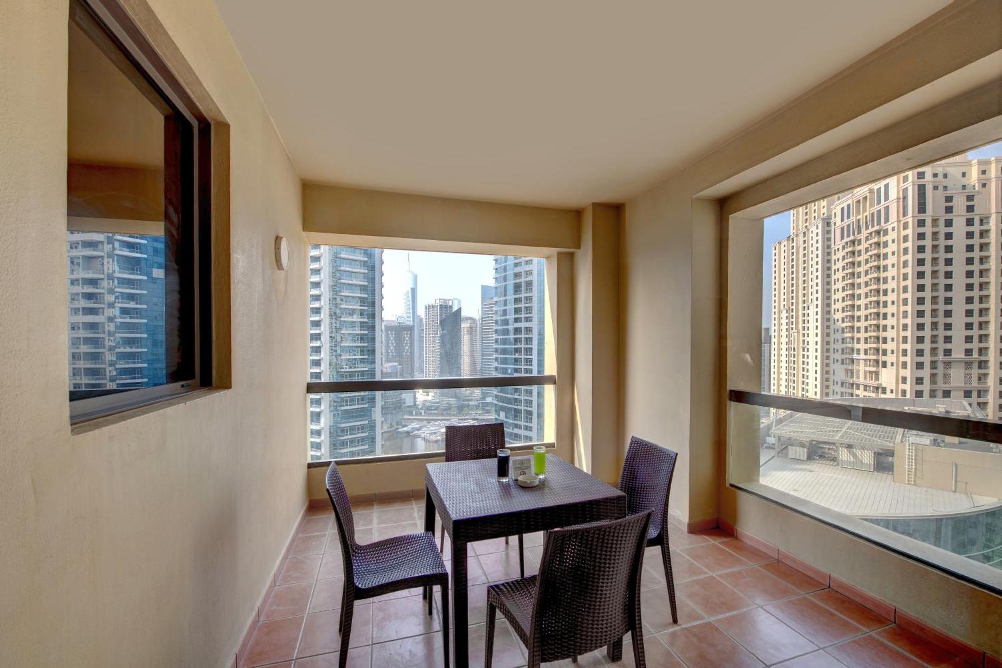 Suha Jbr Hotel Apartments Дубай Екстер'єр фото